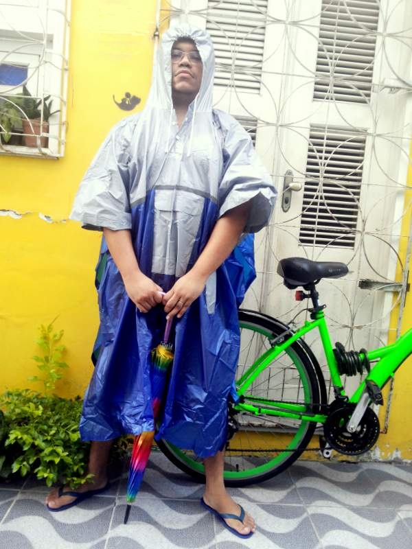 Look Cycle Chic Capa para pedalar marido Potô Francisco Barbosa Sheryda Lopes De Bike na Cidade (4)