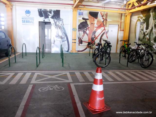 Bicicletário do Sebrae Fortaleza Blog De Bike na Cidade Sheryda Lopes   (2)